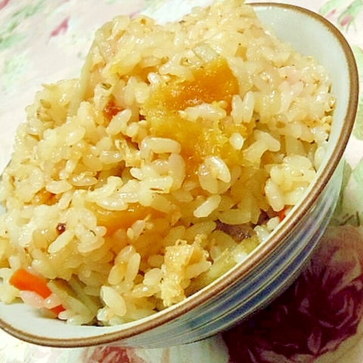 ❤干し芋と油揚げと牛蒡人参の炊き込みご飯❤